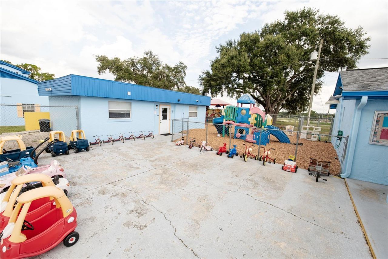 217 N Kirkman Road, Orlando, FL 32811 Photo