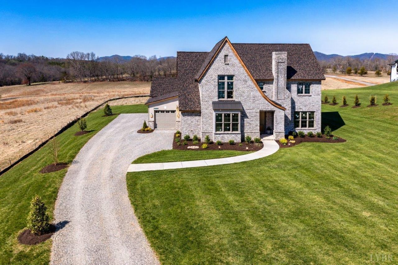 1079 High Oaks Drive, Forest, VA 24551