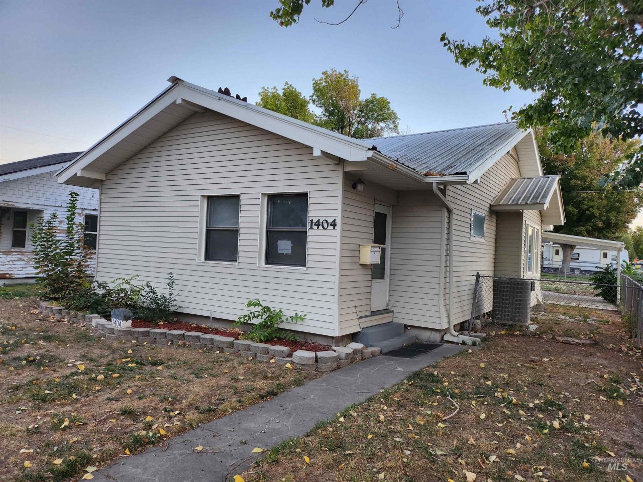 1404 4th Ave East, Twin Falls, ID 83301 Main Photo