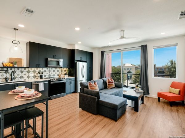 2165 Gabriels Place, Unit 1206, New Braunfels, TX 78130