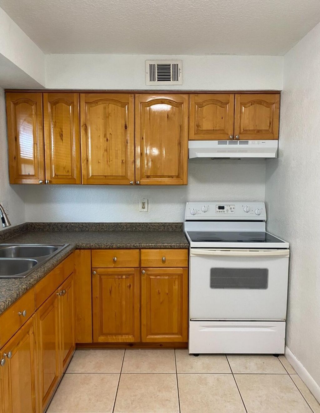 124 Yacht Club Dr. Drive, Unit 2, North Palm Beach, FL 33408 Photo