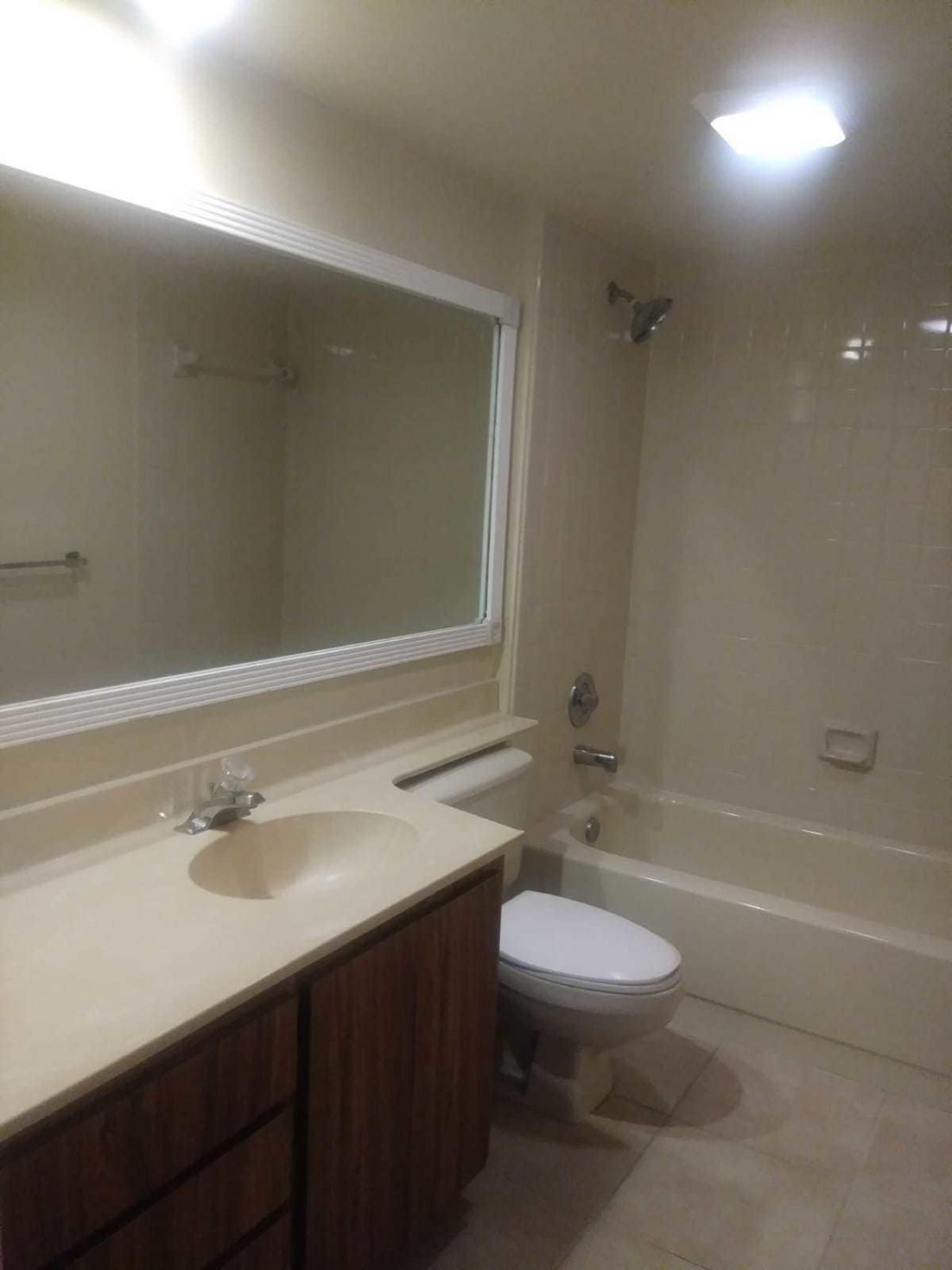 3626 Whitehall Drive, Unit 304, West Palm Beach, FL 33401 Photo