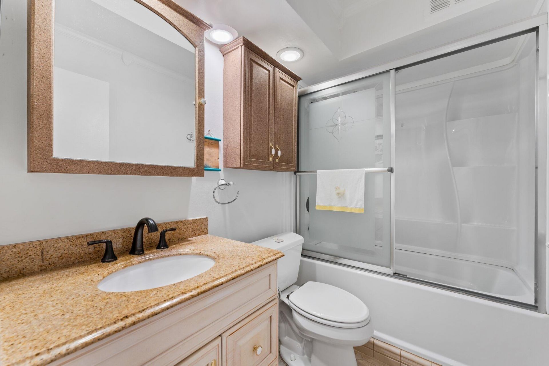 100 Shore Court, Unit 105, North Palm Beach, FL 33408 Photo