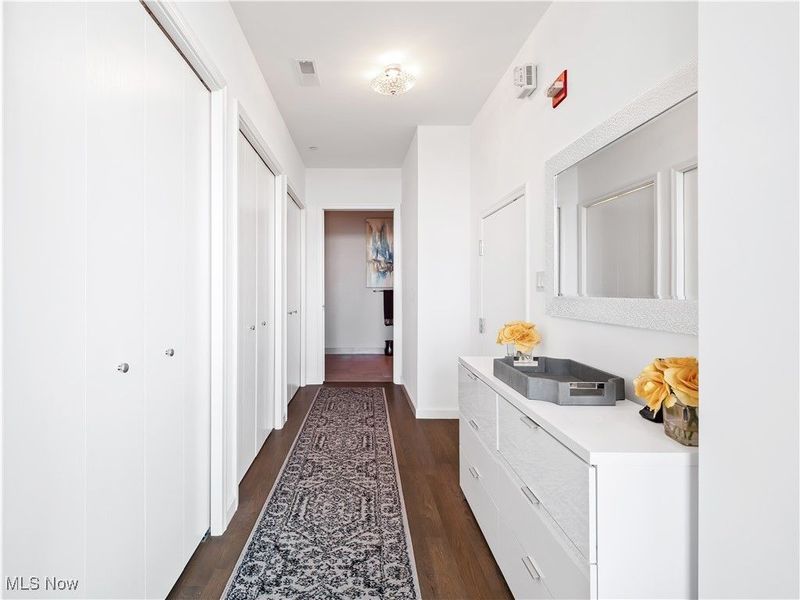 701 W Lakeside Avenue, Unit 1307, Cleveland, OH 44113 Photo 32