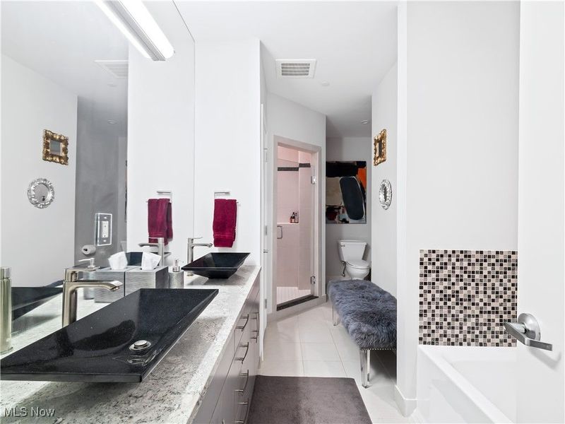 701 W Lakeside Avenue, Unit 1307, Cleveland, OH 44113 Photo 42