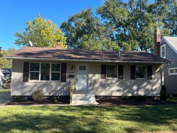 1648 Oakmont Lane, Sandusky, OH 44870