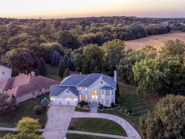 420 Ford Lane, Bartlett, IL 60103