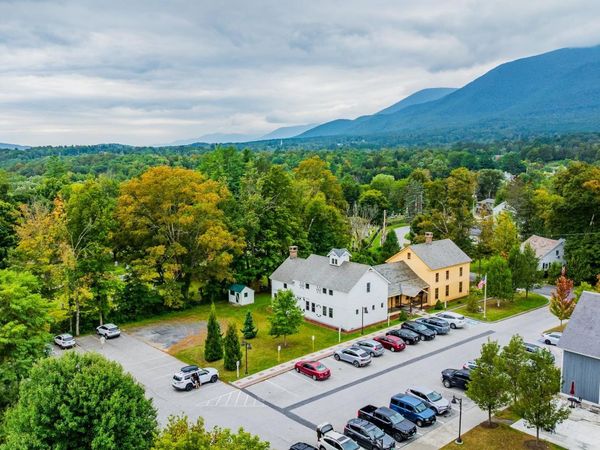 114 Cemetery Avenue, Manchester, VT 05255