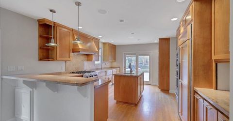 551 Southgate Rd, Sacramento, CA 95815 Photo