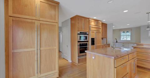 551 Southgate Rd, Sacramento, CA 95815 Photo