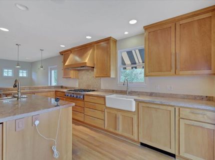 551 Southgate Rd, Sacramento, CA 95815 Photo