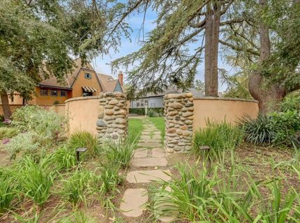 551 Southgate Rd, Sacramento, CA 95815 Photo