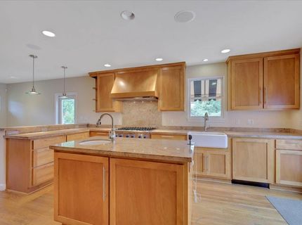 551 Southgate Rd, Sacramento, CA 95815 Photo