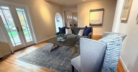 551 Southgate Rd, Sacramento, CA 95815 Photo