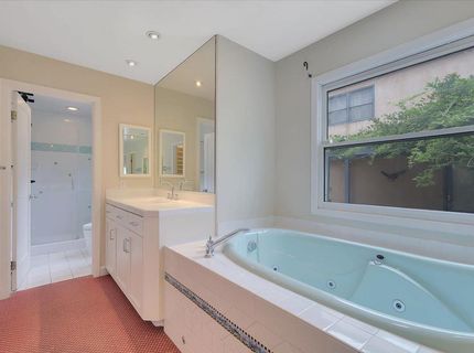 551 Southgate Rd, Sacramento, CA 95815 Photo