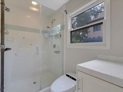 551 Southgate Rd, Sacramento, CA 95815 Photo