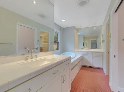 551 Southgate Rd, Sacramento, CA 95815 Photo