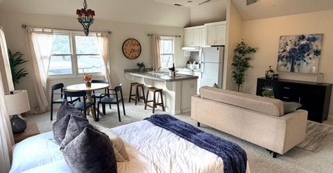 551 Southgate Rd, Sacramento, CA 95815 Photo