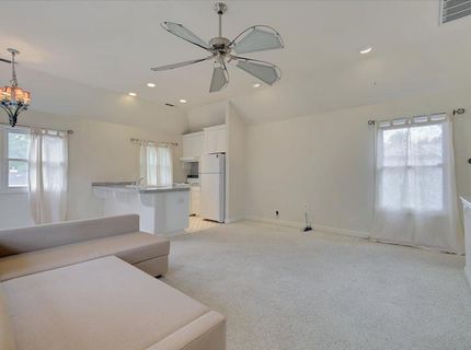 551 Southgate Rd, Sacramento, CA 95815 Photo