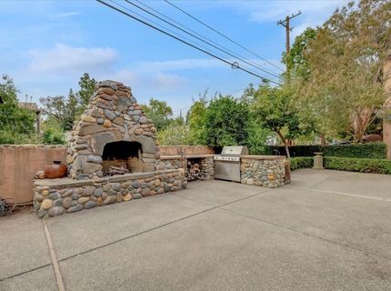 551 Southgate Rd, Sacramento, CA 95815 Photo