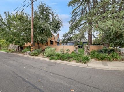 551 Southgate Rd, Sacramento, CA 95815 Photo