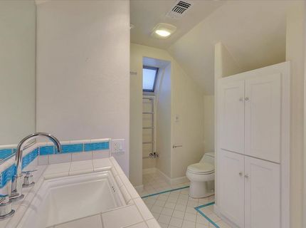 551 Southgate Rd, Sacramento, CA 95815 Photo