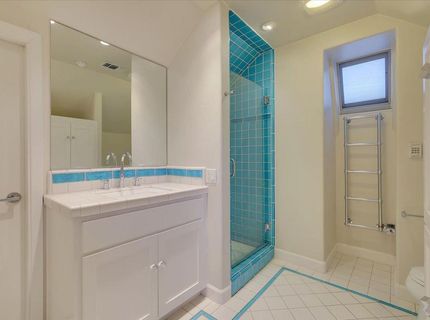 551 Southgate Rd, Sacramento, CA 95815 Photo