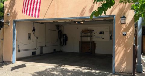 551 Southgate Rd, Sacramento, CA 95815 Photo