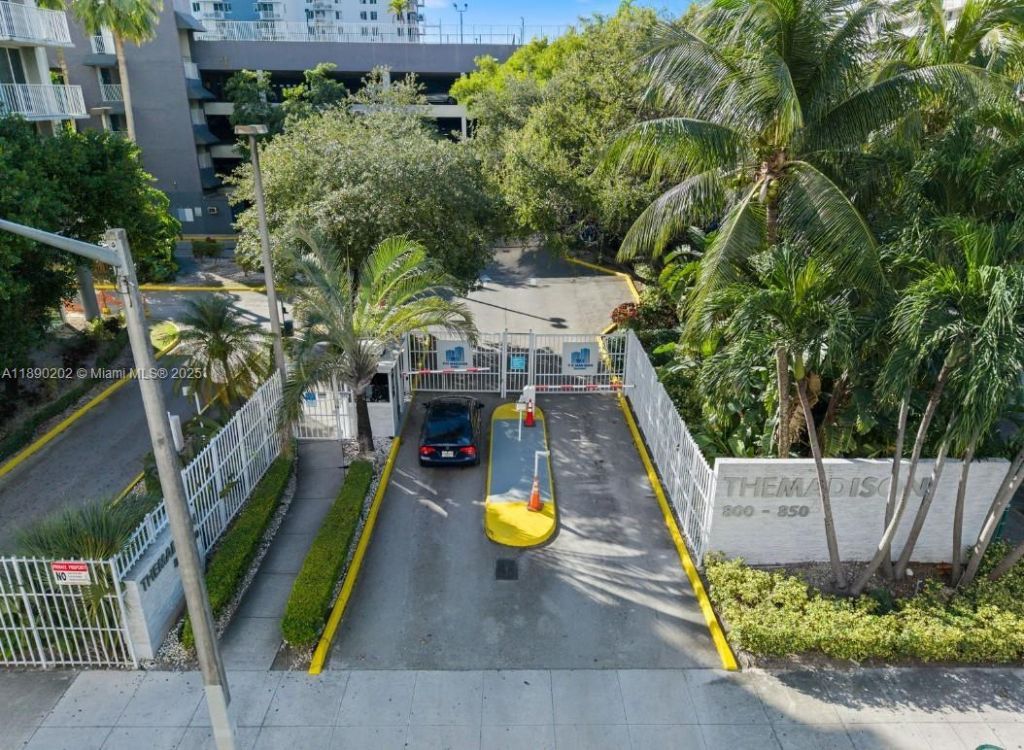 800 N Miami Ave, Unit E-209, Miami, FL 33136 Photo