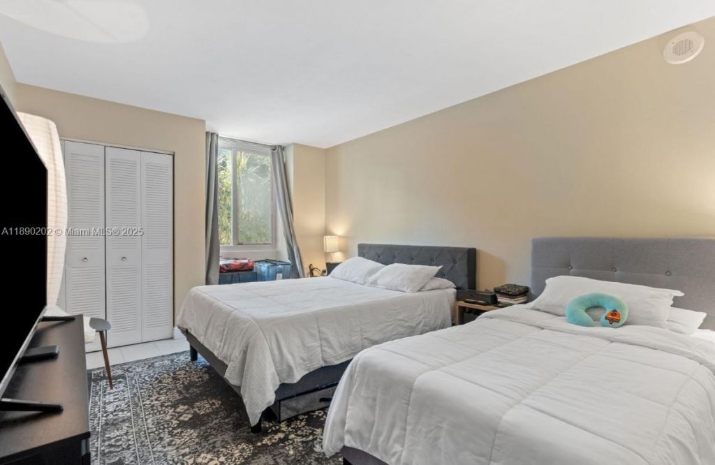 800 N Miami Ave, Unit E-209, Miami, FL 33136 Photo