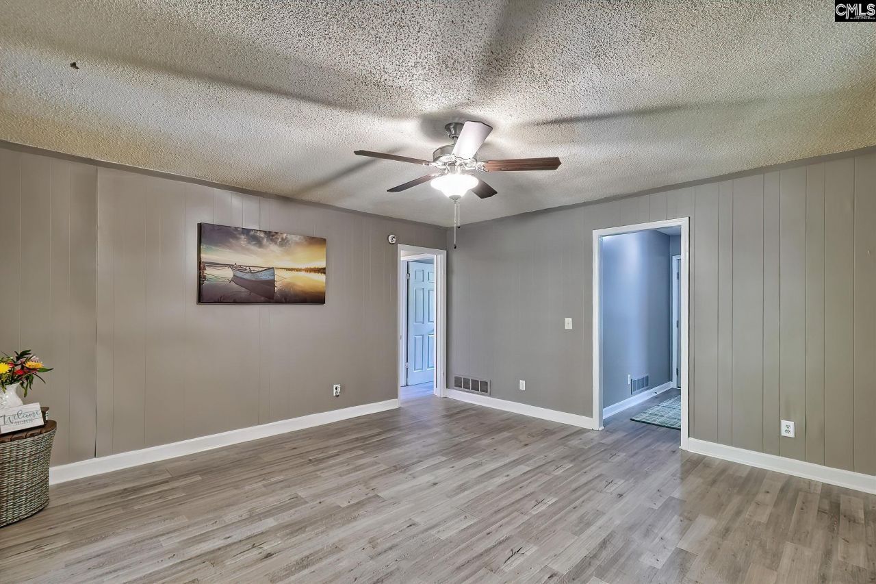 329 Quail Hills Drive Photo 12