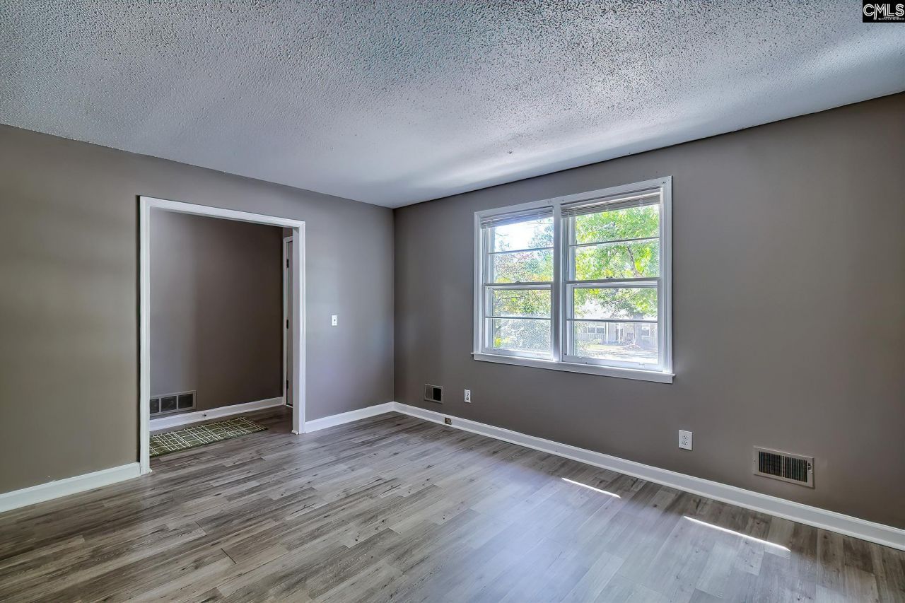 329 Quail Hills Drive Photo 8