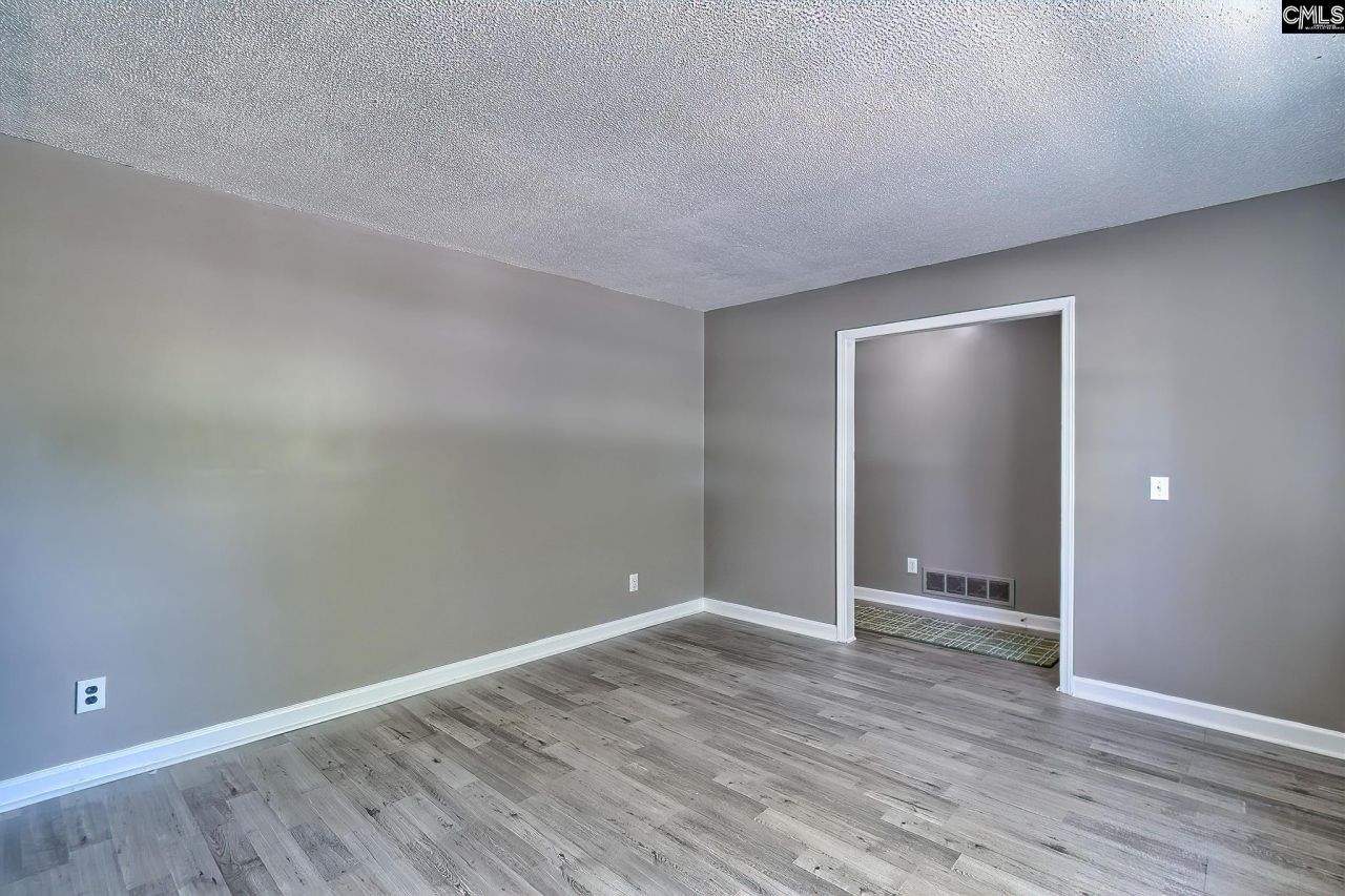 329 Quail Hills Drive Photo 9