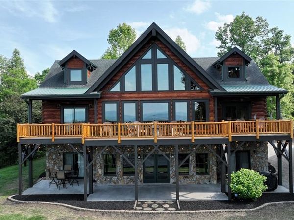 650 Sweetwater Road, Boomer, NC 28606