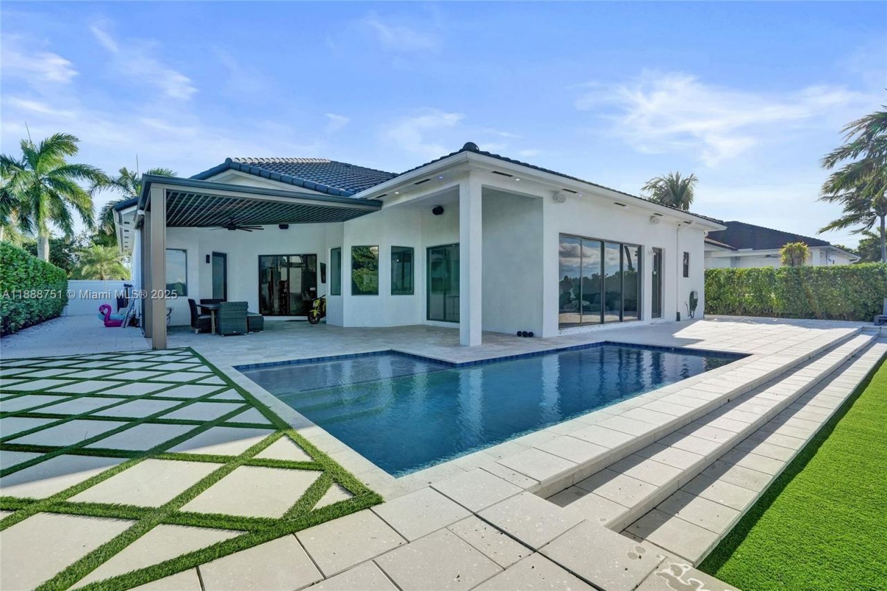 18787 SW 24th Street, Miramar, FL 33029 Photo