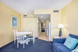 300 Ocean Blvd. N photo 4