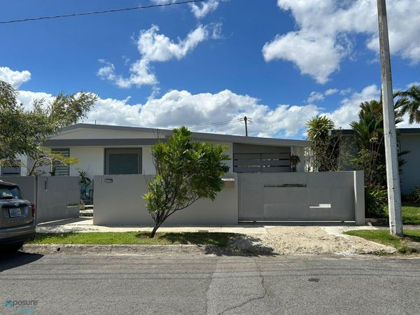 11 CALLE MAR DE IRLANDA, Carolina, PR 00979