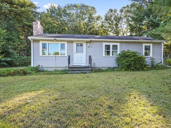 17 Hartwell Avenue, Littleton, MA 01460