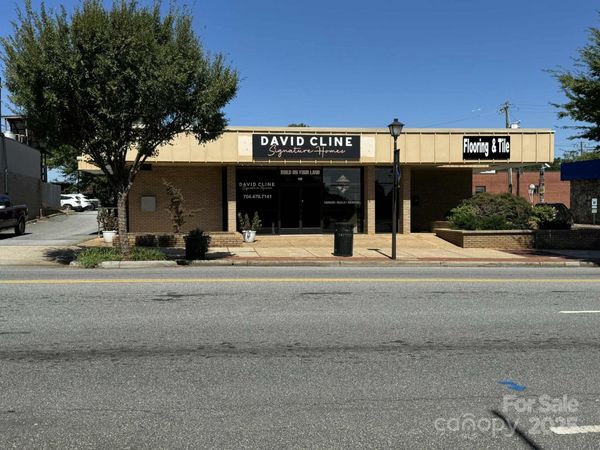 106 1st Avenue S, Conover, NC 28613