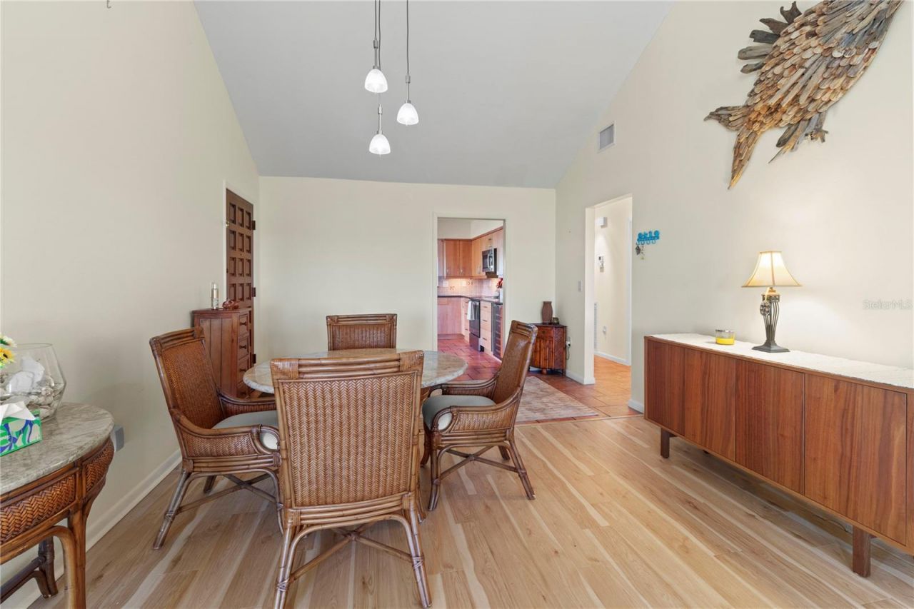 8642 54th Avenue W, Unit 23, Bradenton, FL 34210 Photo