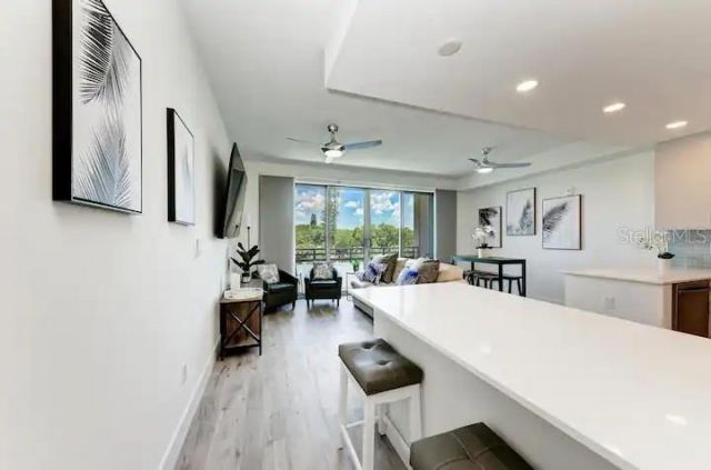 1709 N Tamiami Trail, Unit 425, Sarasota, FL 34234 Photo