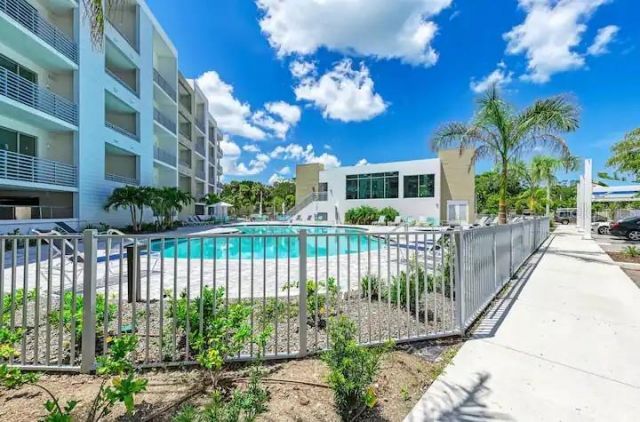 1709 N Tamiami Trail, Unit 425, Sarasota, FL 34234 Photo