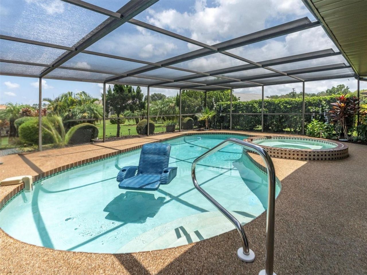 301 Thorn Hill Place, Sun City Center, FL 33573 Photo