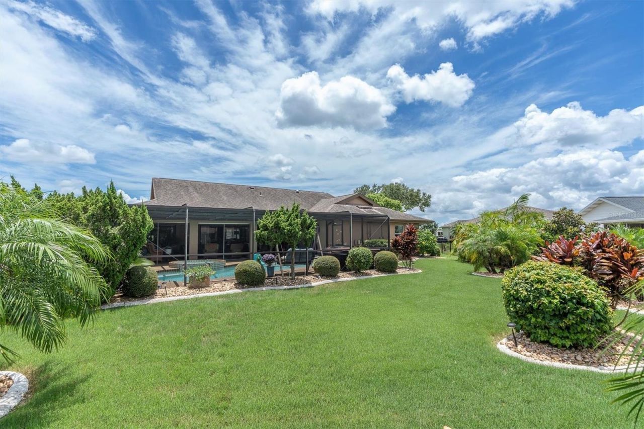 301 Thorn Hill Place, Sun City Center, FL 33573 Photo