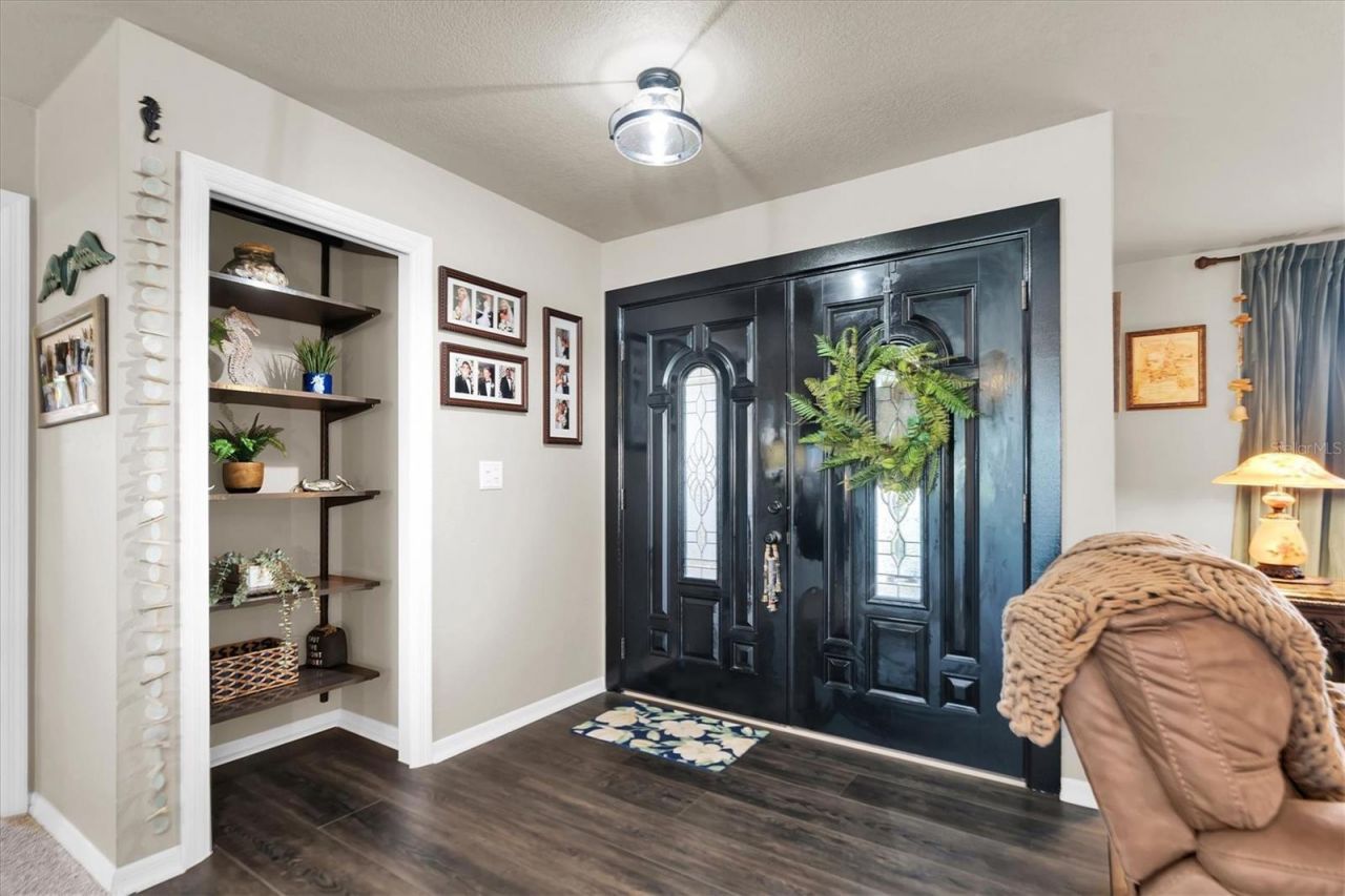 301 Thorn Hill Place, Sun City Center, FL 33573 Photo