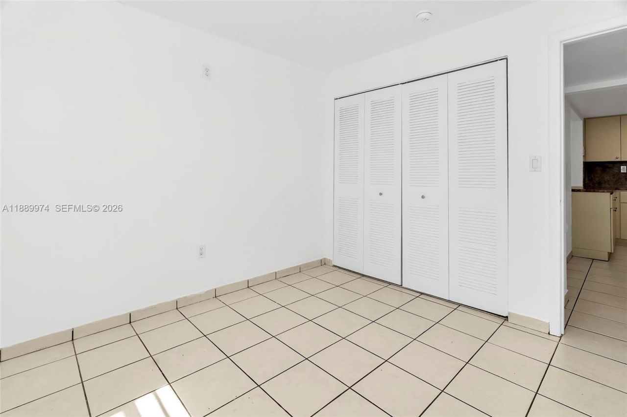 3945 SW 89th Ave, Unit 201, Miami, FL 33165 Photo