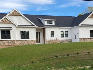 1202 Lake Point Drive, Webster, NY 14580