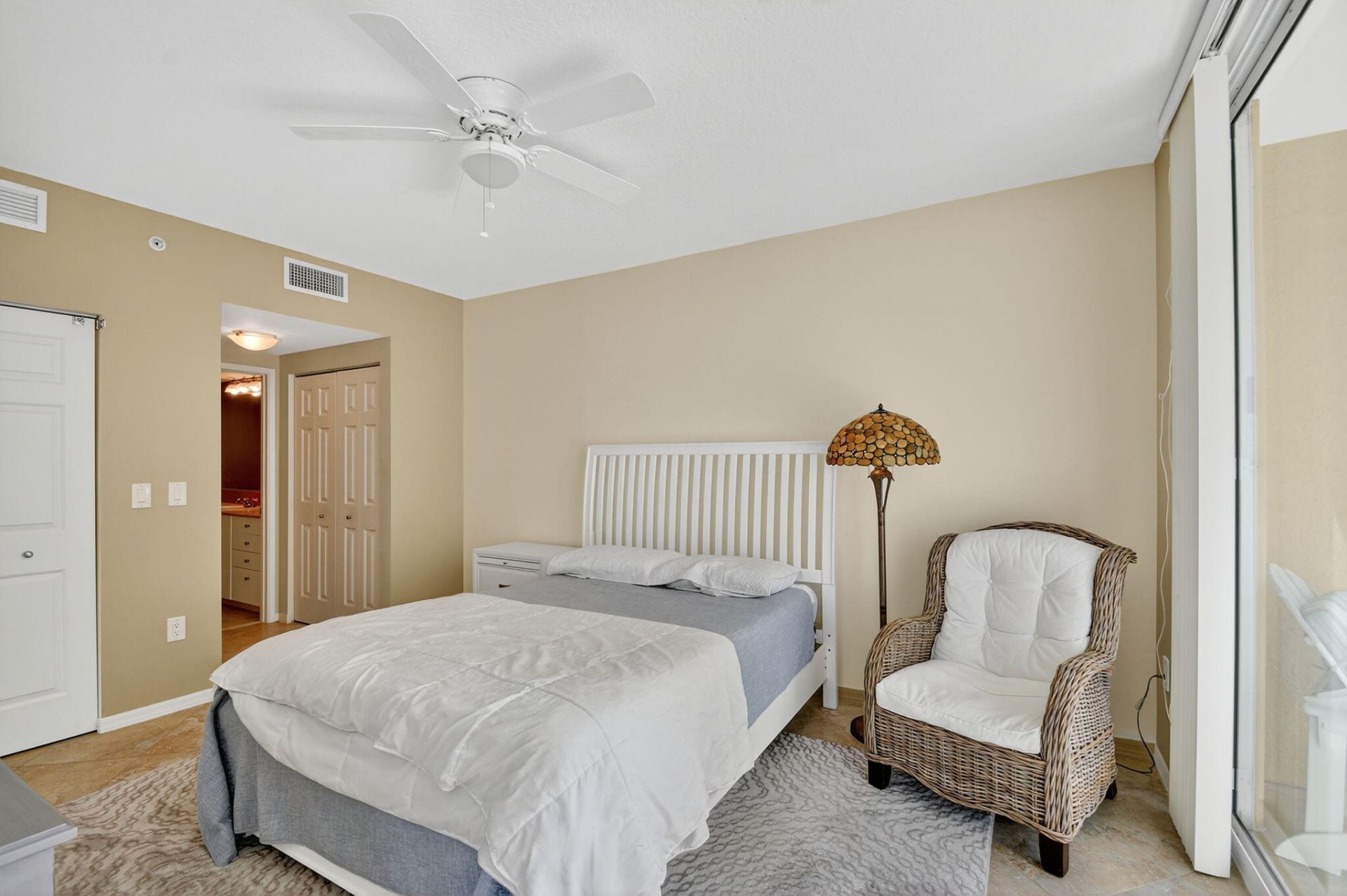 700 E Boynton Beach Boulevard, Unit 803, Boynton Beach, FL 33435 Photo