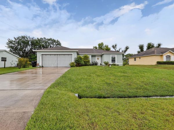 251 NW Lincoln Avenue, Port Saint Lucie, FL 34983