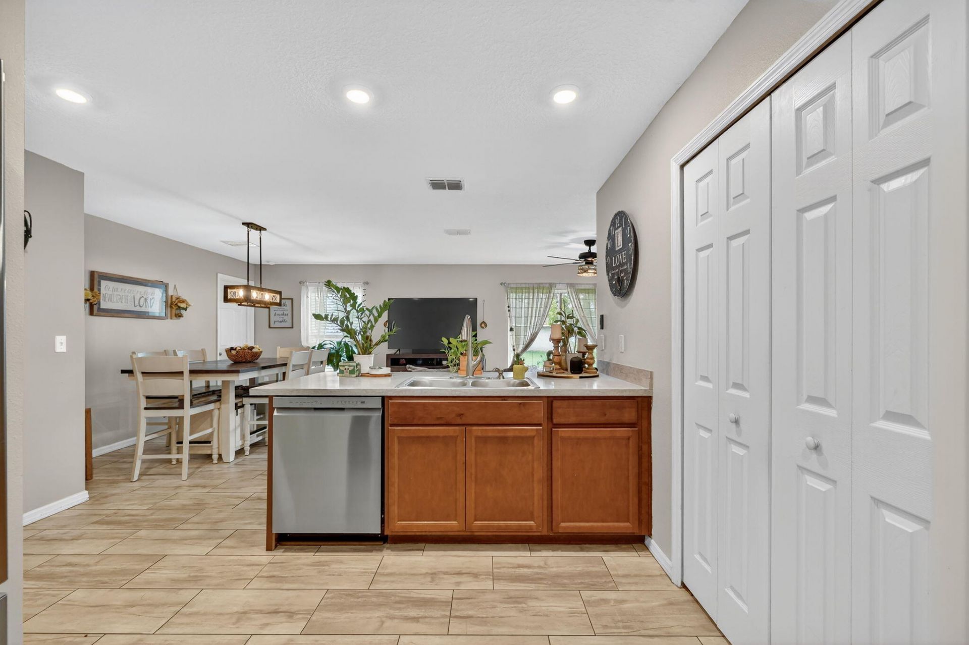 251 NW Lincoln Avenue, Port Saint Lucie, FL 34983 Photo